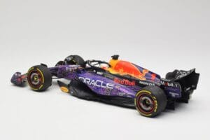 Oracle Red Bull Racing RB19 #33 M. Verstappen Las Vegas GP Winner 2023 Minichamps 1:18 110232201 Resin — Bild 5 von 7