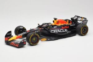 Oracle Red Bull Racing RB19 #1 M. Verstappen Winner Abu Dhabi GP 2023 Minichamps 1:18 110232301 Druckguss