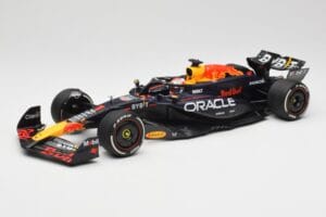 Oracle Red Bull Racing RB20 #1 M. Verstappen Winner Bahrain GP 2024 Minichamps 1:18 110240101 Druckguss