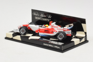 Toyota TF106 Panasonic #11 R. Schumacher Panasonic Toyota Racing Showcar 2006 Minichamps 1:43 400060077 Druckguss — Bild 3 von 5