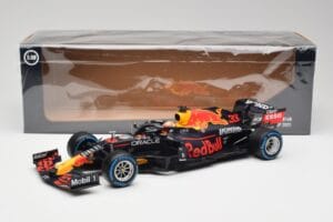 Red Bull Racing Honda RB16B #33 M. Verstappen Turkish GP 2nd Place 2021 Minichamps 1:18 110211633 Druckguss — Bild 7 von 7