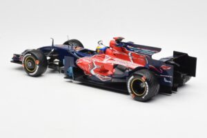 Red Bull Racing RB6 #6 M. Webber F1 Showcar 2010 Minichamps 1:18 150100076 Druckguss — Bild 5 von 6