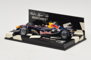 Red Bull Racing RB1 V. Liuzzi Test Driver F1 2005 Minichamps 1:43 400050115 Druckguss — Bild 3 von 5