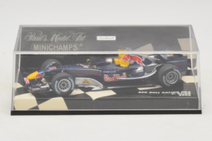 Red Bull RB2 Ferrari #14 C. Klien Red Bull Racing 2006 Minichamps 1:43 400060015 Druckguss — Bild 4 von 5