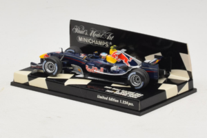 Red Bull Racing RB2 R. Doornbos Test Driver F1 2006 Minichamps 1:43 400060037 Druckguss — Bild 3 von 5