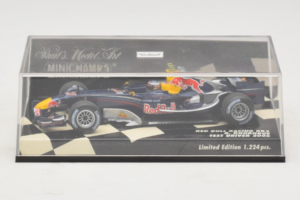 Red Bull Racing RB2 R. Doornbos Test Driver F1 2006 Minichamps 1:43 400060037 Druckguss — Bild 5 von 5