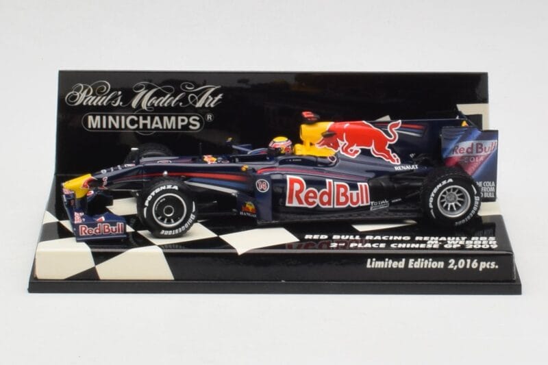 Red Bull Racing Renault RB5 #14 M. Webber Race Car 2009 Minichamps 1:43 400090114 Druckguss