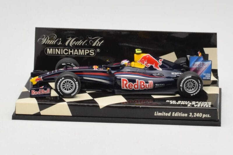 Red Bull Racing Renault RB5 #15 S. Vettel Showcar 2009 Minichamps 1:43 400090085 Druckguss
