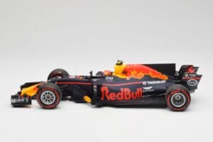 Red Bull Racing RB13 Tag Heuer #33 M. Verstappen Australian GP 2017 Minichamps 1:18 110170033 Resin — Bild 3 von 7