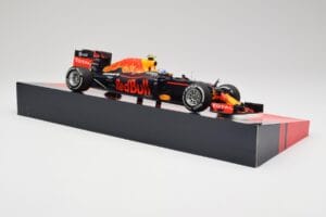 Red Bull RB12 #33 M. Verstappen Spain GP Winner 2016 Minichamps 1:18 147160533 Druckguss — Bild 4 von 6