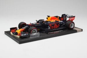 Red Bull RB15 #33 M. Verstappen Brazil GP Winner 2019 Minichamps 1:18 113191933 Druckguss — Bild 2 von 7
