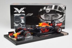 Red Bull RB15 #33 M. Verstappen Brazil GP Winner 2019 Minichamps 1:18 113191933 Druckguss — Bild 6 von 7