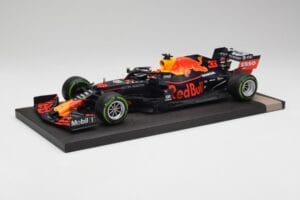 Red Bull RB15 #33 M. Verstappen German GP Winner Wet 2019 Minichamps 1:18 113191133 Druckguss — Bild 2 von 7