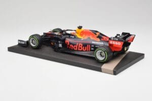 Red Bull RB15 #33 M. Verstappen German GP Winner Wet 2019 Minichamps 1:18 113191133 Druckguss — Bild 5 von 7