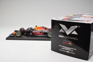 Red Bull RB15 #33 M. Verstappen German GP Winner Wet 2019 Minichamps 1:18 113191133 Druckguss — Bild 7 von 7