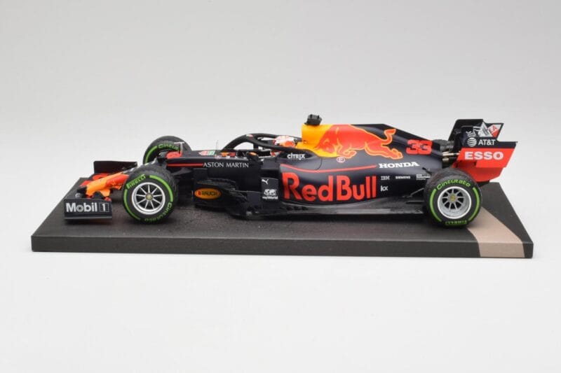 Red Bull RB15 #33 M. Verstappen German GP Winner Wet 2019 Minichamps 1:18 113191133 Druckguss