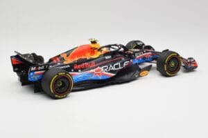 Red Bull RB19 #1 M. Verstappen Austin GP Winner 2023 Minichamps 1:18 110231901 Druckguss — Bild 2 von 6