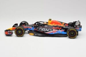 Red Bull RB19 #1 M. Verstappen Austin GP Winner 2023 Minichamps 1:18 110231901 Druckguss — Bild 3 von 6