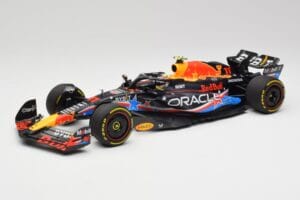 Red Bull RB19 #1 M. Verstappen Austin GP Winner 2023 Minichamps 1:18 110231901 Druckguss