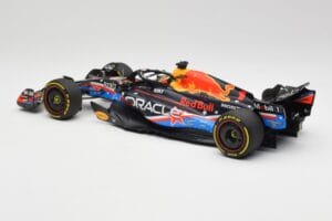 Red Bull RB19 #11 S. Perez Austin GP 2023 Minichamps 1:18 110231911 Druckguss — Bild 5 von 6