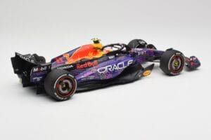 Red Bull RB19 #11 S. Perez Las Vegas GP 3rd 2023 Minichamps 1:18 110232211 Druckguss — Bild 2 von 6