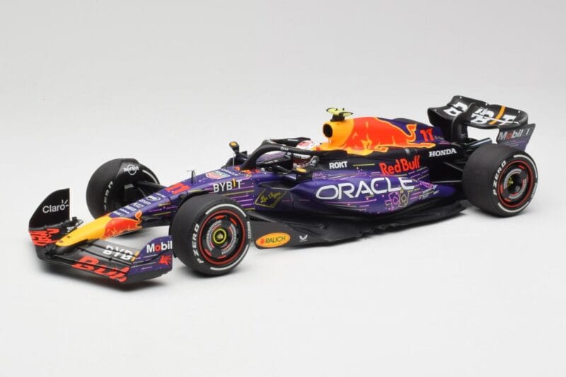 Red Bull RB19 #11 S. Perez Las Vegas GP 3rd 2023 Minichamps 1:18 110232211 Druckguss