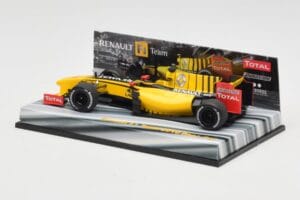 Renault R30 #11 R. Kubica Race Car 2010 Minichamps 1:43 403100081 Druckguss — Bild 3 von 6
