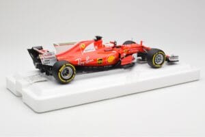 Scuderia Ferrari SF70H #5 S. Vettel Winner Australian GP 2017 End of Race BBR 1:18 BBR181705-E Druckguss — Bild 2 von 7