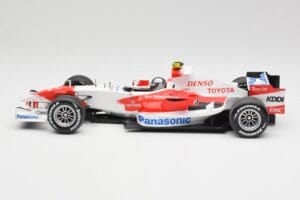 Toyota TF107 #12 J. Trulli F1 Launch Livery 2007 Minichamps 1:18 AM601321 Druckguss — Bild 3 von 6