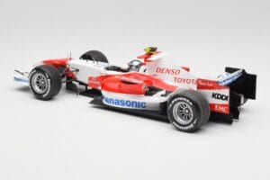 Toyota TF107 #12 J. Trulli F1 Launch Livery 2007 Minichamps 1:18 AM601321 Druckguss — Bild 5 von 6