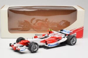 Toyota TF107 #12 J. Trulli F1 Launch Livery 2007 Minichamps 1:18 AM601321 Druckguss — Bild 6 von 6