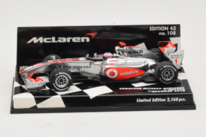 Vodafone McLaren Mercedes MP4-25 J. Button F1 Showcar 2010 Minichamps 1:43 530104371 Druckguss