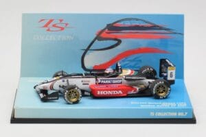 Dallara F301 Mugen Honda T. Sato Macau GP Winner 2001 Minichamps 1:43 518014306 Druckguss