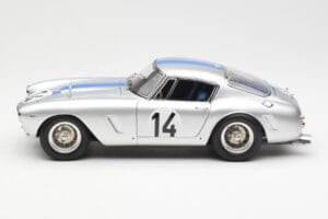 Ferrari 250 GT SWB #14 P. Noblet / J. Guichet Team Noblet 3rd Place 24 Hours of Le Mans 1961 CMC 1:18 M-079 Druckguss — Bild 3 von 6