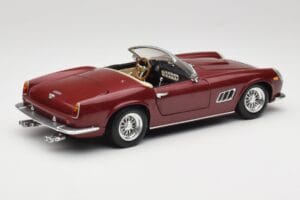 Ferrari 250 GT California Spider LWB Kastanienrot Hot Wheels 1:18 25727 Druckguss — Bild 3 von 8