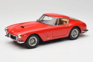 Ferrari 250 GT SWB Rot CMC 1:18 M-046 Druckguss