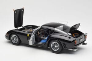 Ferrari 250 GTO Schwarz Kyosho 1:18 08431BK Druckguss — Bild 5 von 8