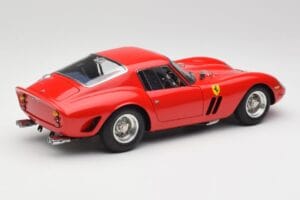 Ferrari 250 GTO London Show Rot CMC 1:18 M-256 Druckguss — Bild 2 von 6