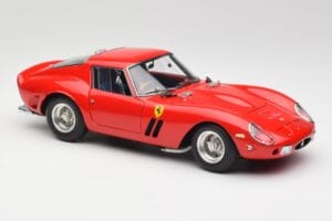 Ferrari 250 GTO London Show Rot CMC 1:18 M-256 Druckguss — Bild 4 von 6