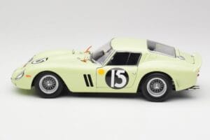 Ferrari 250 GTO #15 S. Moss / I. Ireland Goodwood Tourist Trophy Winner 1962 Kyosho 1:18 08438C Druckguss — Bild 4 von 8