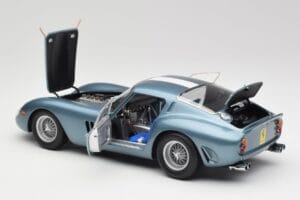 Ferrari 250 GTO #24 P. Rodriguez 12 Hours of Sebring GT3.0 Winner 1962 Kyosho 1:18 08438D Druckguss — Bild 5 von 8