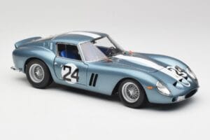 Ferrari 250 GTO #24 P. Rodriguez 12 Hours of Sebring GT3.0 Winner 1962 Kyosho 1:18 08438D Druckguss — Bild 6 von 8