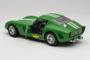 Ferrari 250 GTO #26 Grün Weiße Streifen 1962 Bburago 1:18 3011-G3 Druckguss — Bild 5 von 8