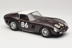 Ferrari 250 GTO #86 Schwarz Bburago 1:18 3011-B1 Druckguss — Bild 6 von 8