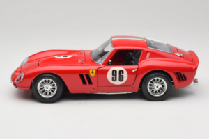 Ferrari 250 GTO #96 Rot 1962 Bburago 1:18 3011-N1 Druckguss — Bild 4 von 8