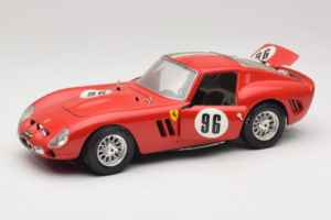 Ferrari 250 GTO #96 Rot Italienische Flagge 1962 Bburago 1:18 3011-P2 Druckguss — Bild 2 von 8