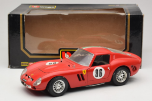 Ferrari 250 GTO #96 Rot Italienische Flagge 1962 Bburago 1:18 3011-P2 Druckguss — Bild 8 von 8