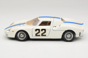 Ferrari 250 LM #22 Weiß 1965 Bburago 1:18 3333-W1 Druckguss — Bild 4 von 8