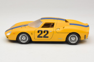 Ferrari 250 LM #22 Gelb 1965 Bburago 1:18 3333-Y1 Druckguss — Bild 4 von 8