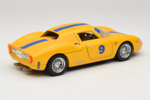 Ferrari 250 LM #9 Gelb 1965 Bburago 1:18 3033-Y1 Druckguss — Bild 3 von 8